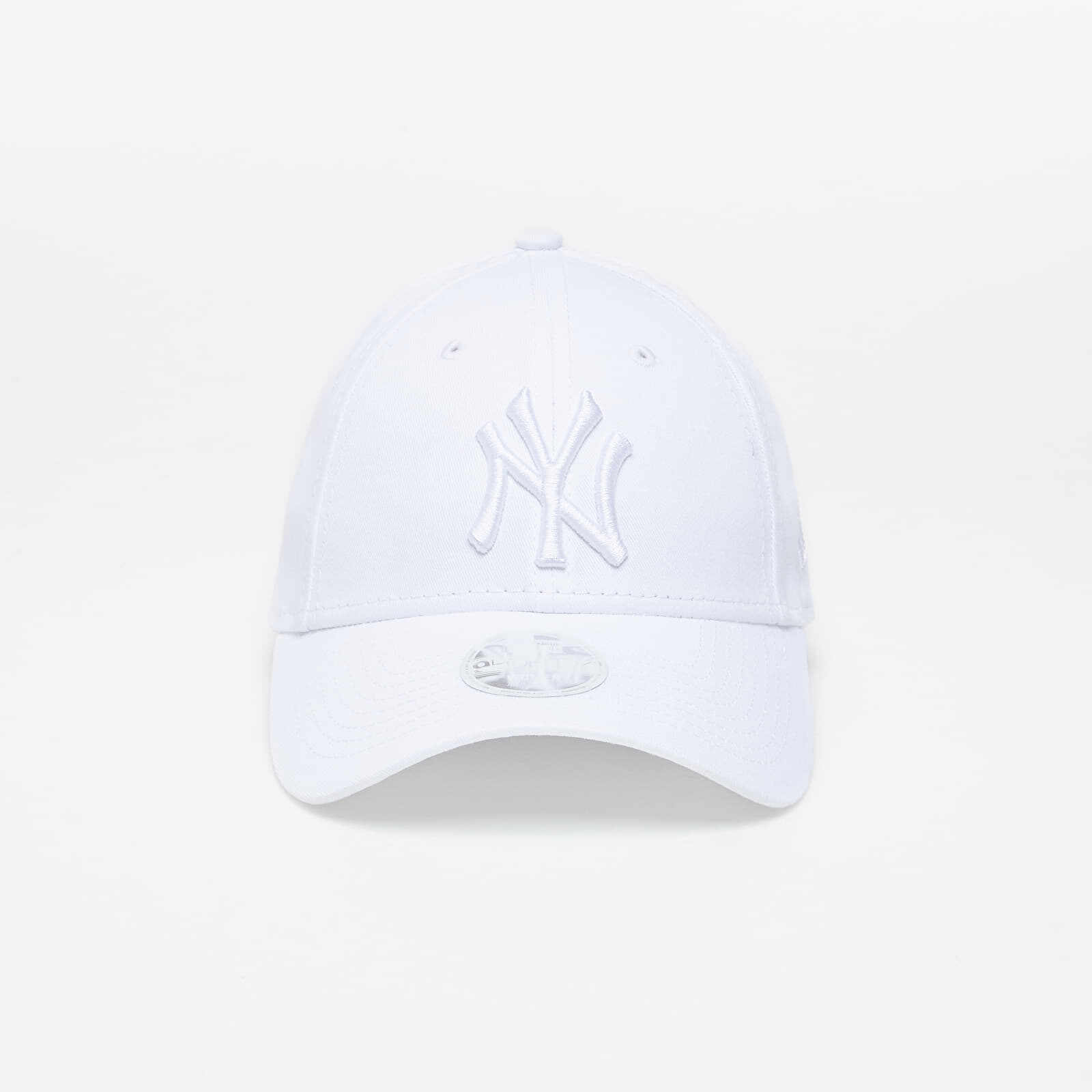 New Era 9Forty W Essential New York Yankees Cap White