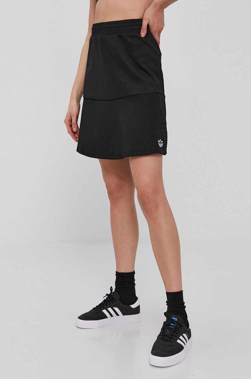 Adidas Originals Fustă GN3144 culoarea negru, mini, evazata